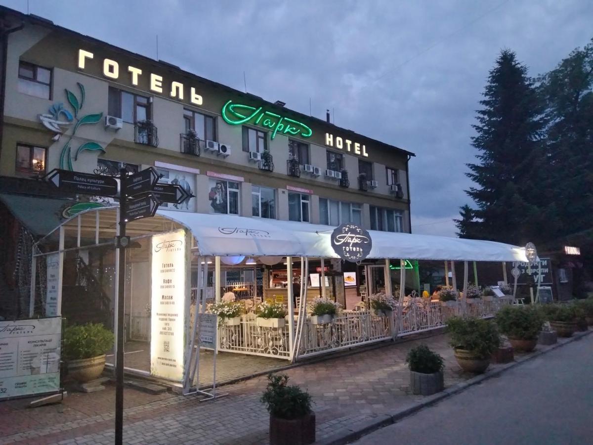 Готель Парк Moršyn Exteriér fotografie